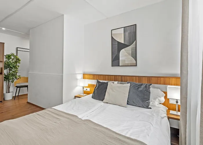 Apartman Paid Parking I Calm Location I 10 Minutes To S-bahn