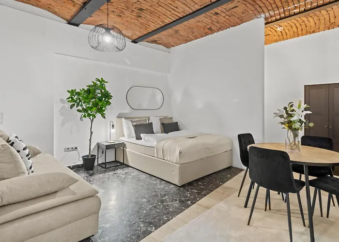Apartman Paid Parking I Calm Location I 10 Minutes To S-bahn *