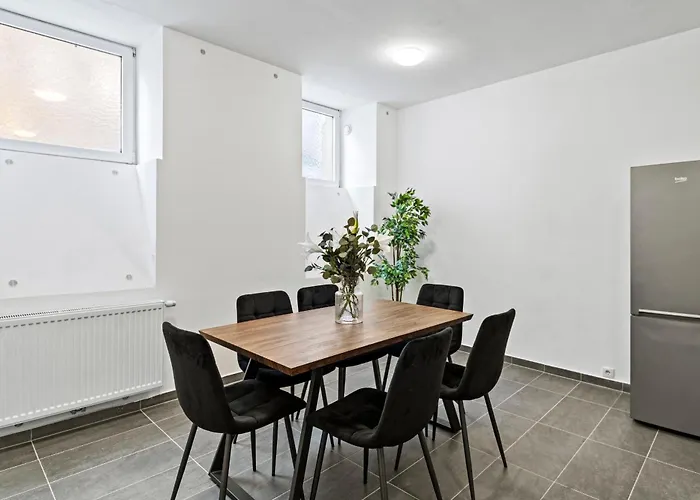 Apartman Paid Parking I Calm Location I 10 Minutes To S-bahn *
