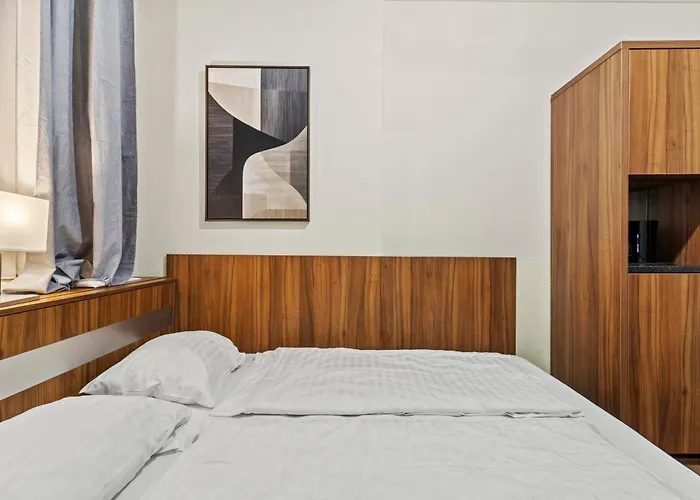 Paid Parking I Calm Location I 10 Minutes To S-bahn * Bécs