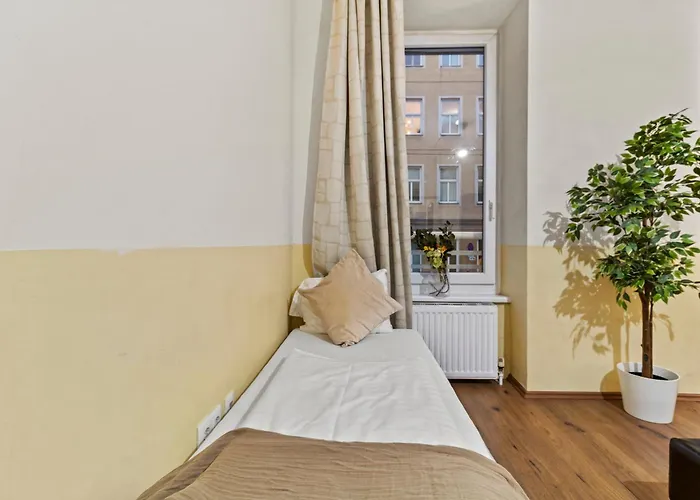 Paid Parking I Calm Location I 10 Minutes To S-bahn Apartman Bécs