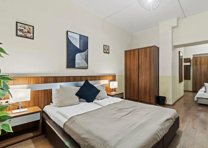 Paid Parking I Calm Location I 10 Minutes To S-bahn Apartman *